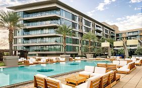 W Scottsdale 4*